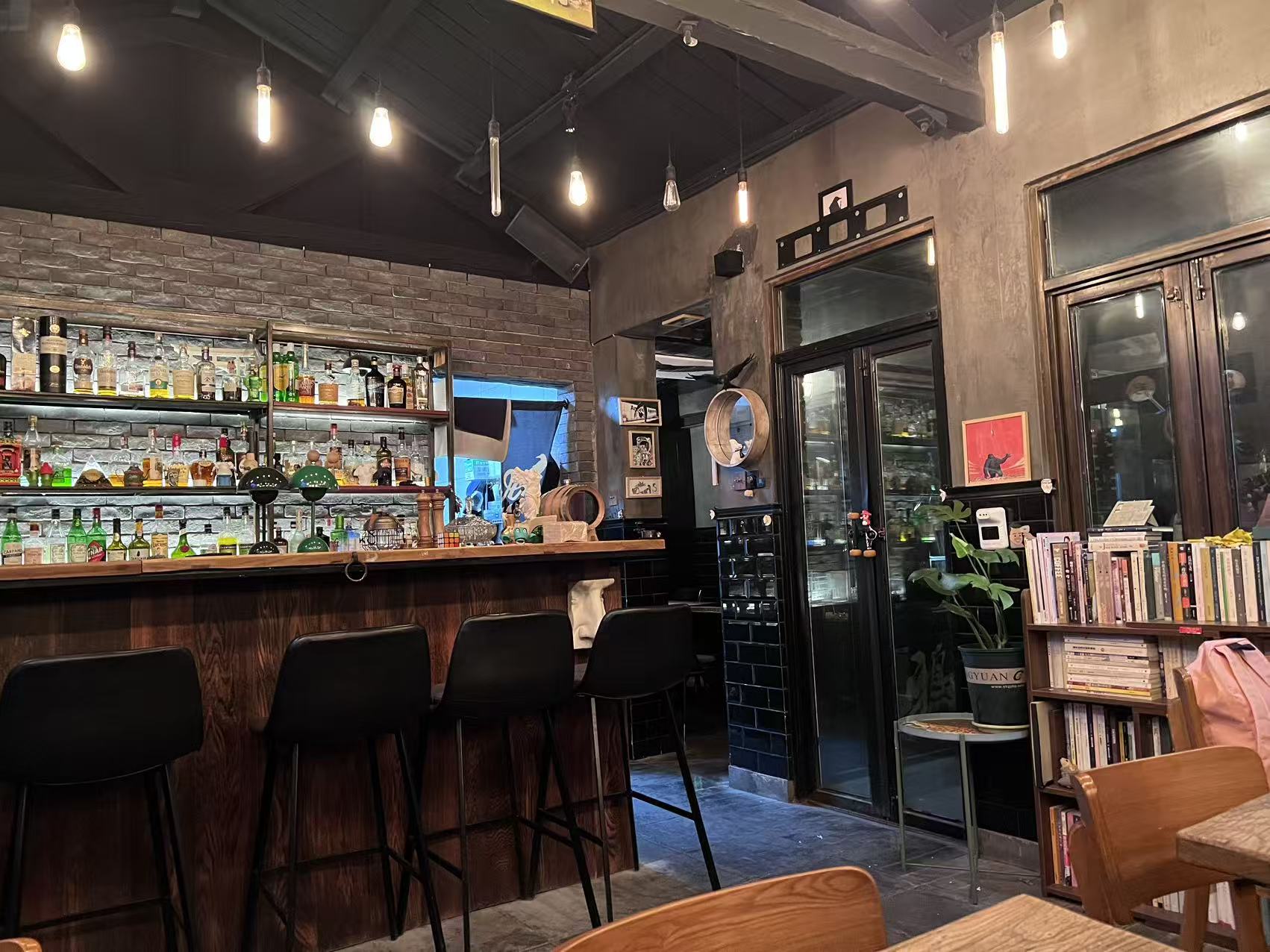 Ravens·乌鸦餐厅 2