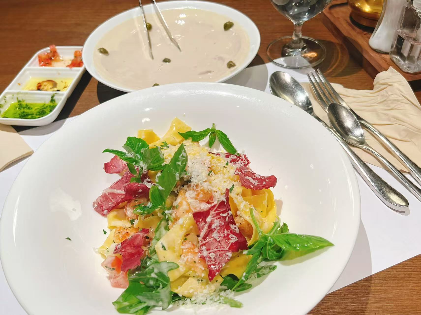 CAPARESH开府莱舍(国贸银泰店) 3